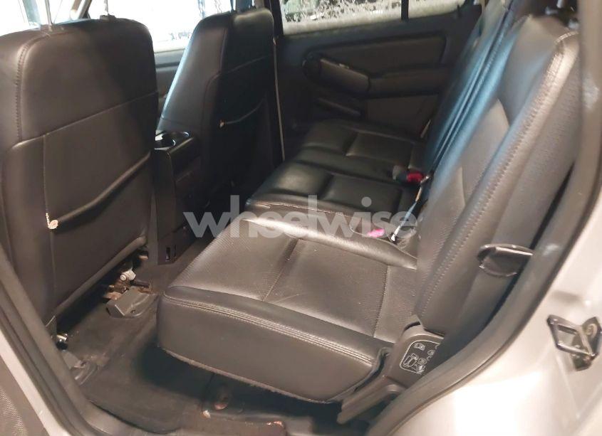Photo 8 of 2008 Mercury Mountaineer PREMIER (VIN 4M2EU48818UJ16382)