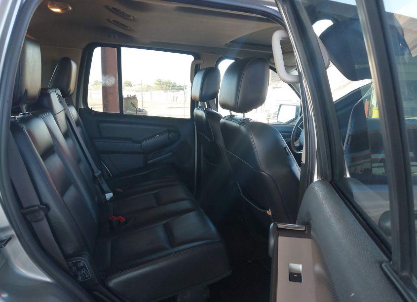 Photo 8 of 2008 Mercury Mountaineer PREMIER (VIN 4M2EU48878UJ04060)