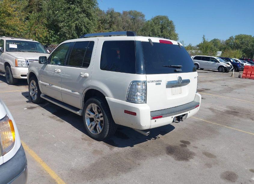 Photo 3 of 2008 Mercury Mountaineer PREMIER (VIN 4M2EU48888UJ17660)
