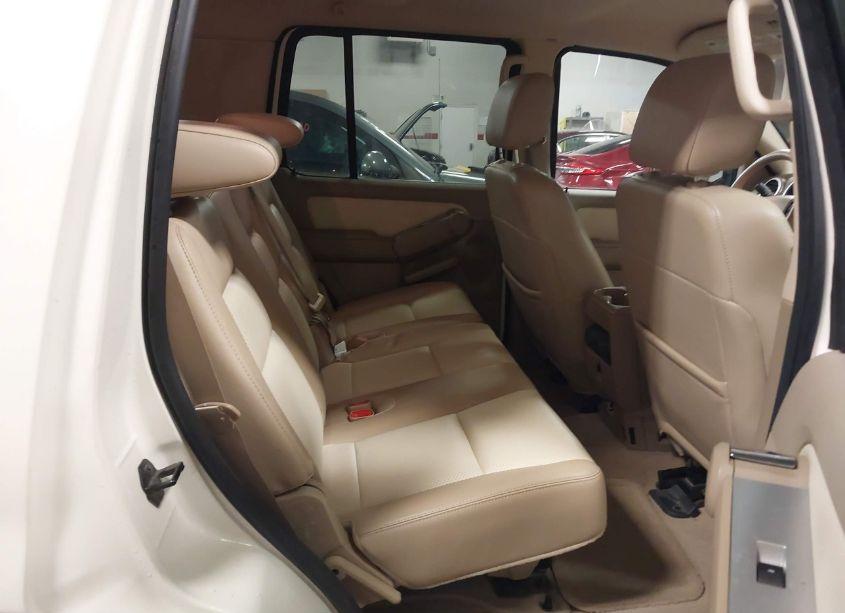 Photo 8 of 2007 Mercury Mountaineer PREMIER (VIN 4M2EU48E67UJ01798)