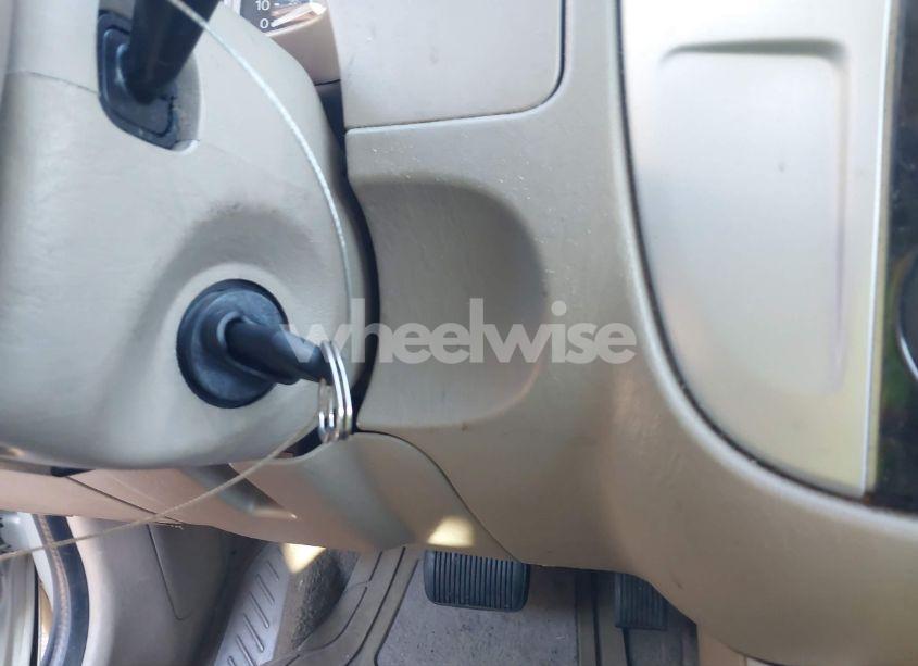 Photo 11 of 2005 Mercury Mariner LUXURY/PREMIER (VIN 4M2YU56165DJ12462)