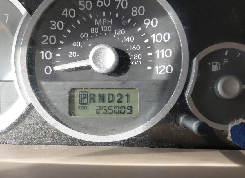 Photo 15 of 2005 Mercury Mariner LUXURY/PREMIER (VIN 4M2YU56165DJ22599)