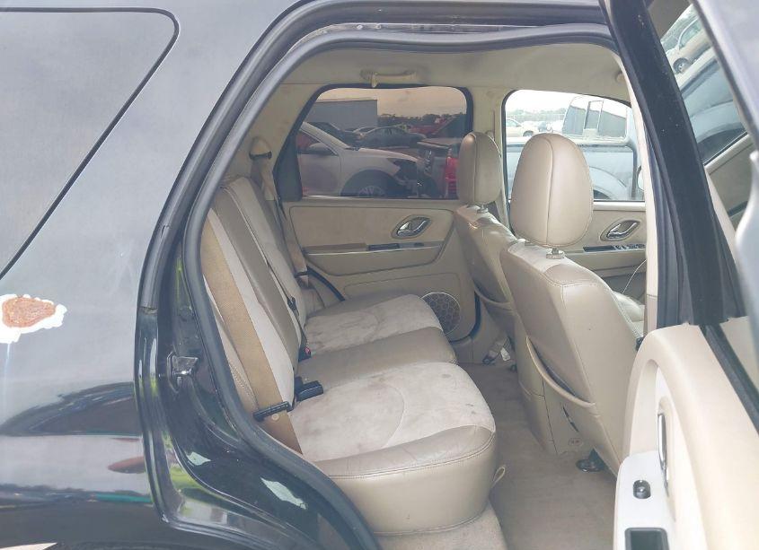 Photo 8 of 2005 Mercury Mariner LUXURY/PREMIER (VIN 4M2YU56165DJ22599)