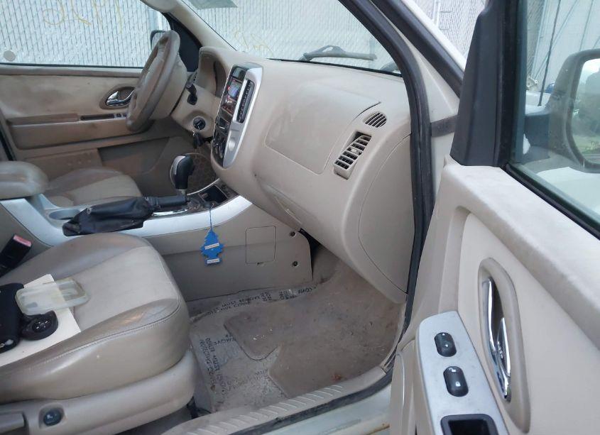 Photo 5 of 2006 Mercury Mariner LUXURY/PREMIER (VIN 4M2YU56166DJ04573)