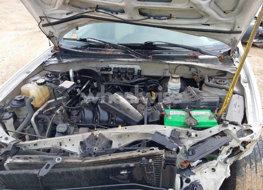 Photo 10 of 2005 Mercury Mariner LUXURY/PREMIER (VIN 4M2YU56185DJ17484)