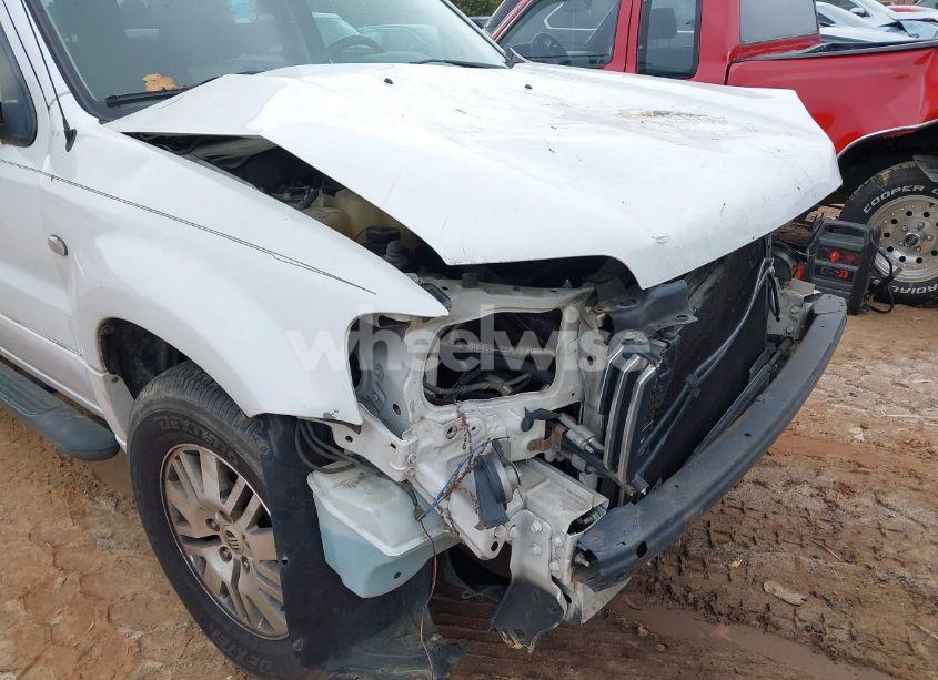 Photo 14 of 2005 Mercury Mariner LUXURY/PREMIER (VIN 4M2YU56185DJ17484)