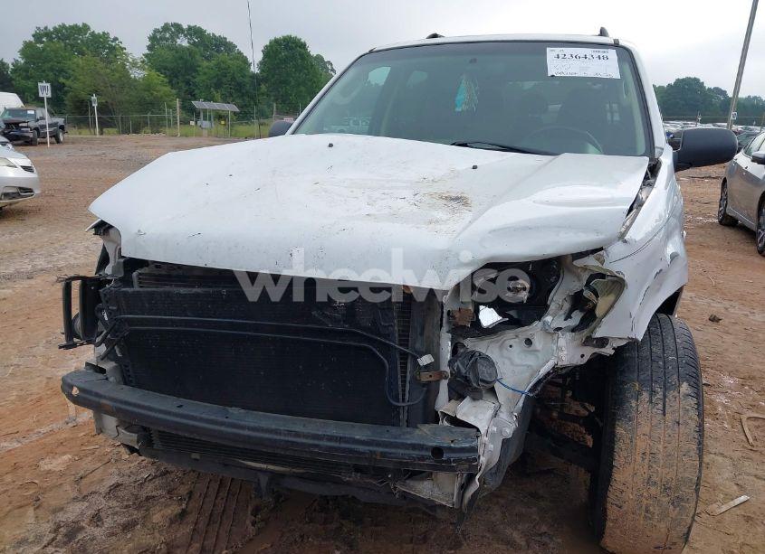 Photo 6 of 2005 Mercury Mariner LUXURY/PREMIER (VIN 4M2YU56185DJ17484)