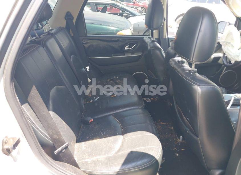 Photo 8 of 2005 Mercury Mariner LUXURY/PREMIER (VIN 4M2YU561X5DJ09502)