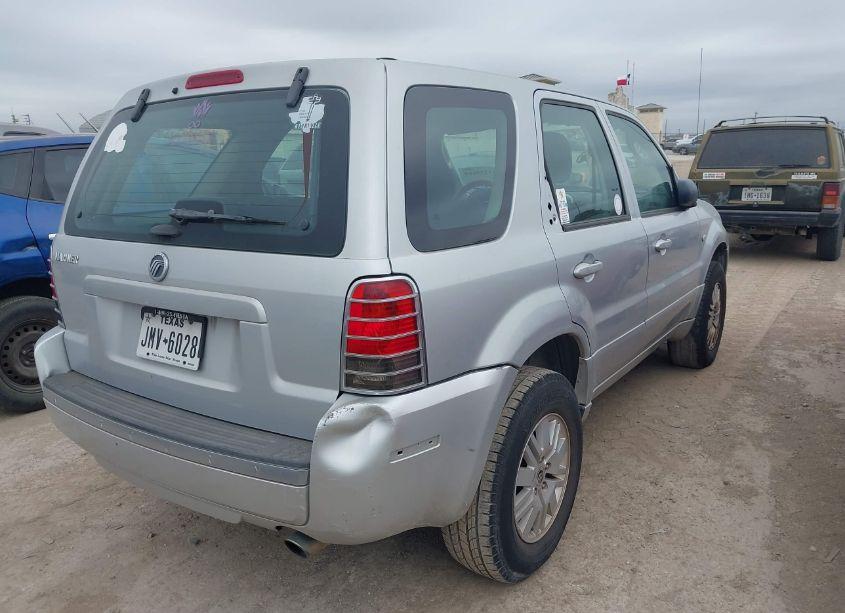 Photo 4 of 2005 Mercury Mariner CONVENIENCE (VIN 4M2YU56Z35DJ26874)