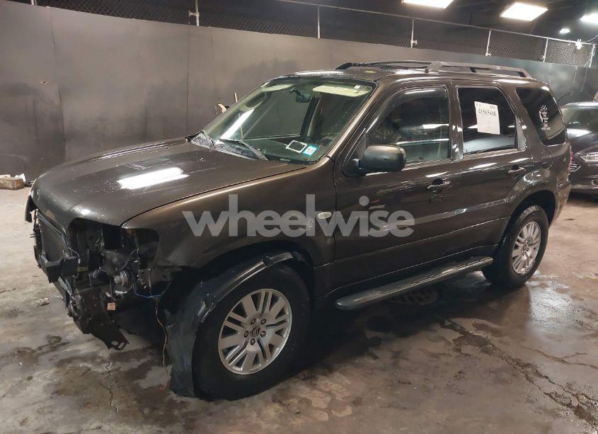 Photo 2 of 2005 Mercury Mariner LUXURY/PREMIER (VIN 4M2YU57115DJ31547)