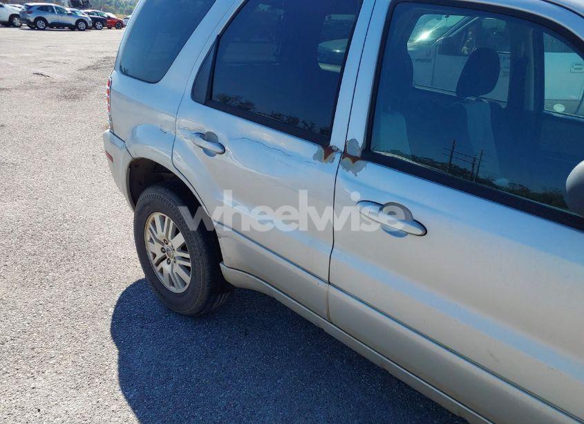 Photo 6 of 2005 Mercury Mariner LUXURY/PREMIER (VIN 4M2YU57155DJ07235)