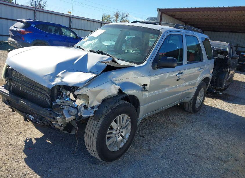 Photo 2 of 2005 Mercury Mariner CONVENIENCE (VIN 4M2YU57Z45DJ24601)