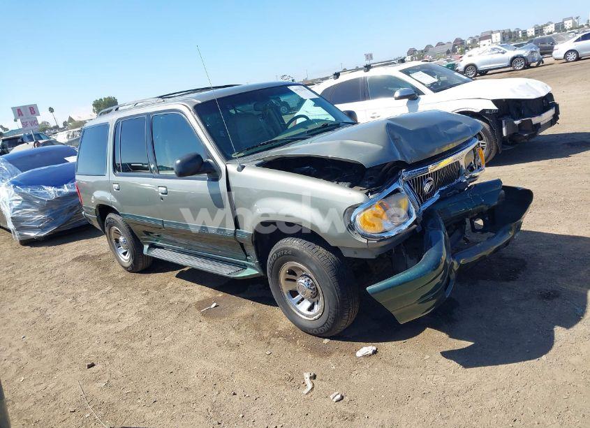 1999 Mercury Mountaineer N/A (VIN 4M2ZU52E0XUJ15308) main photo
