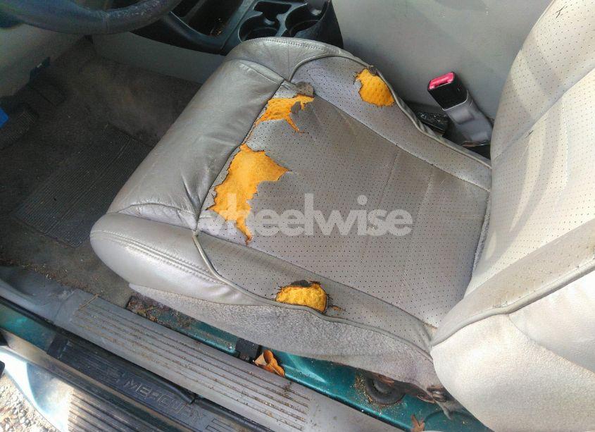 Photo 14 of 1998 Mercury Mountaineer N/A (VIN 4M2ZU52E8WUJ15197)