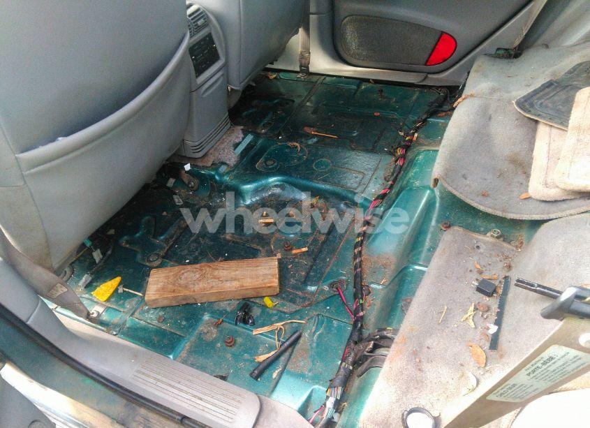 Photo 17 of 1998 Mercury Mountaineer N/A (VIN 4M2ZU52E8WUJ15197)