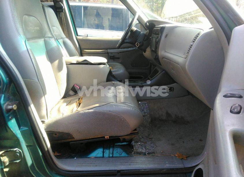 Photo 5 of 1998 Mercury Mountaineer N/A (VIN 4M2ZU52E8WUJ15197)