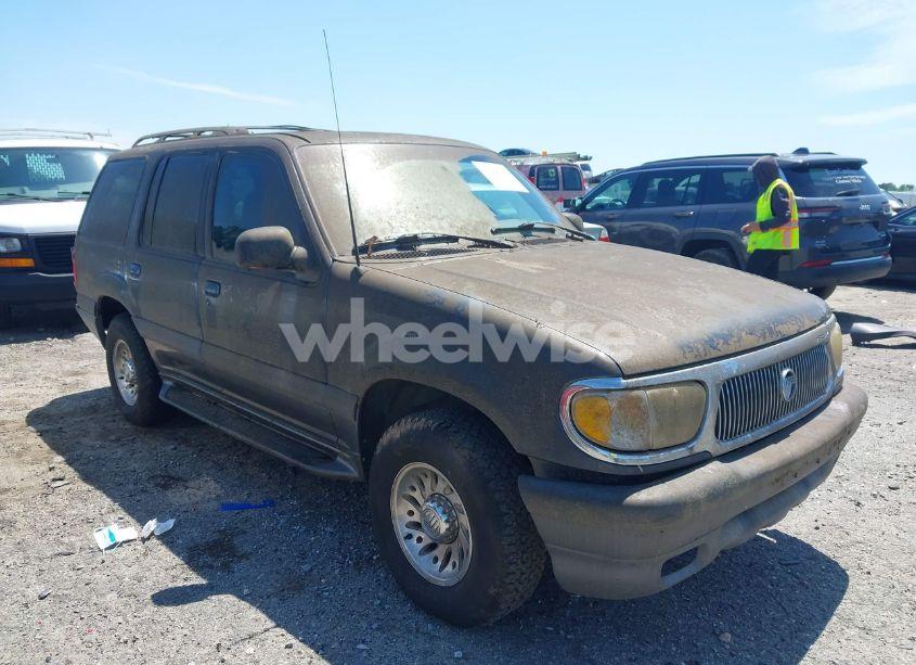 1998 Mercury Mountaineer N/A (VIN 4M2ZU52E9WUJ40013) main photo