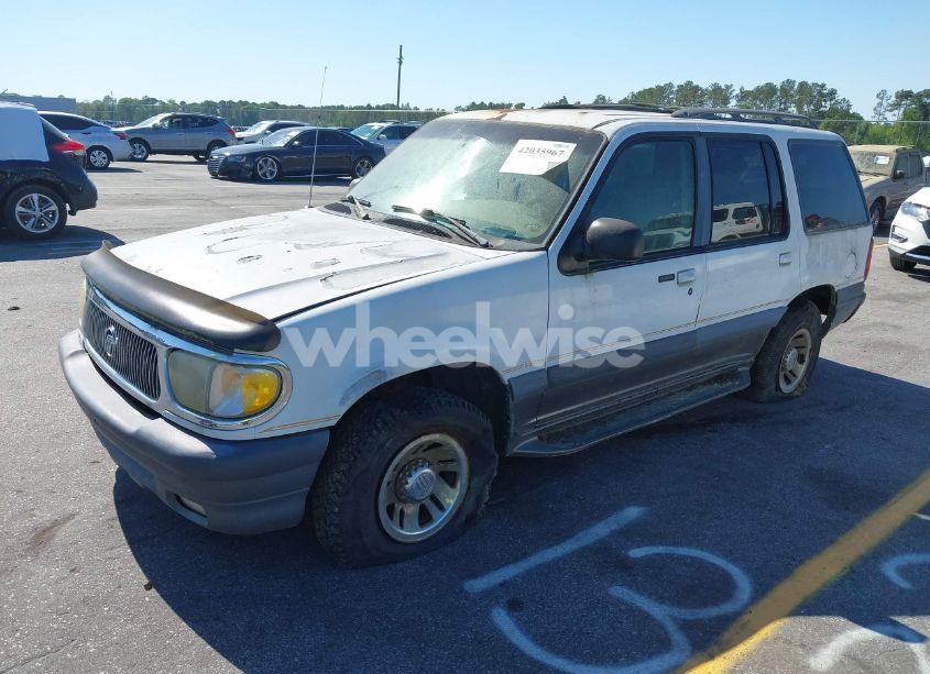 Photo 2 of 1998 Mercury Mountaineer N/A (VIN 4M2ZU52P1WUJ01885)