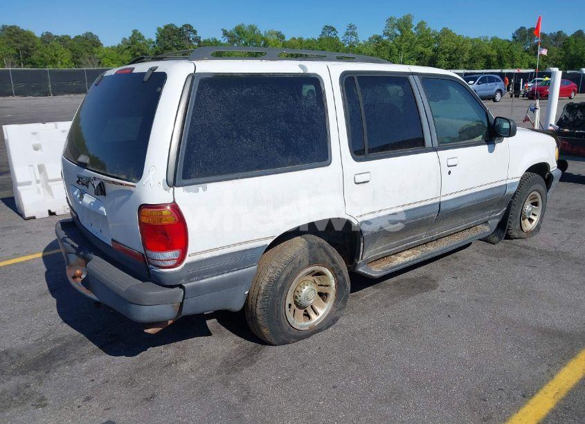 Photo 4 of 1998 Mercury Mountaineer N/A (VIN 4M2ZU52P1WUJ01885)