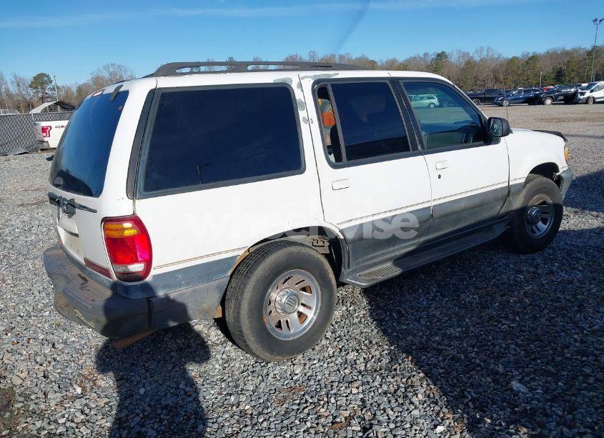 Photo 4 of 1998 Mercury Mountaineer N/A (VIN 4M2ZU52P5WUJ45551)