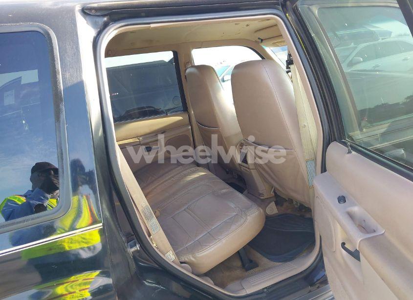 Photo 8 of 1999 Mercury Mountaineer N/A (VIN 4M2ZU52P9XUJ11372)