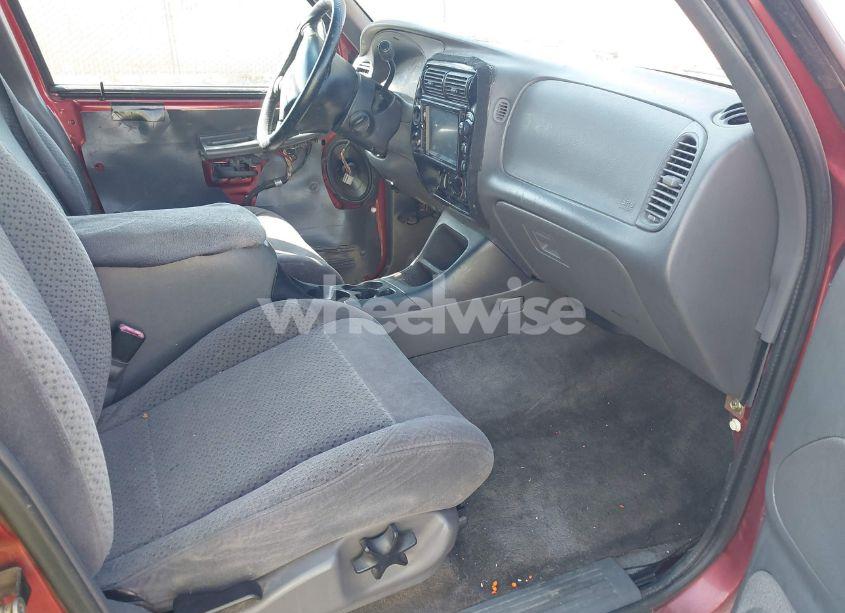 Photo 5 of 1999 Mercury Mountaineer N/A (VIN 4M2ZU54E3XUJ33671)