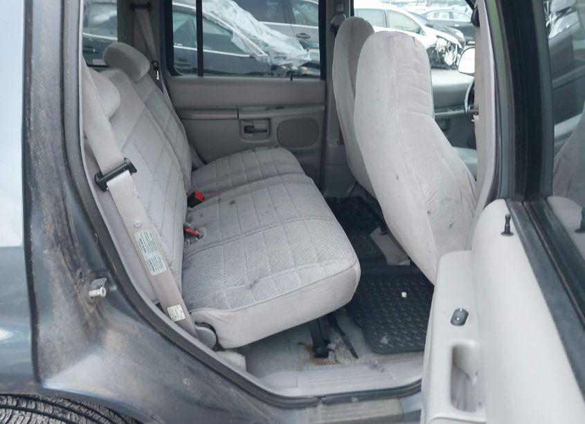 Photo 8 of 1998 Mercury Mountaineer N/A (VIN 4M2ZU55P0WUJ48417)