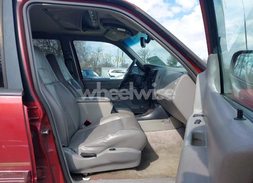 Photo 5 of 1998 Mercury Mountaineer N/A (VIN 4M2ZU55P8WUJ07579)