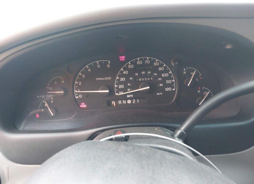 Photo 7 of 1998 Mercury Mountaineer N/A (VIN 4M2ZU55P8WUJ40775)