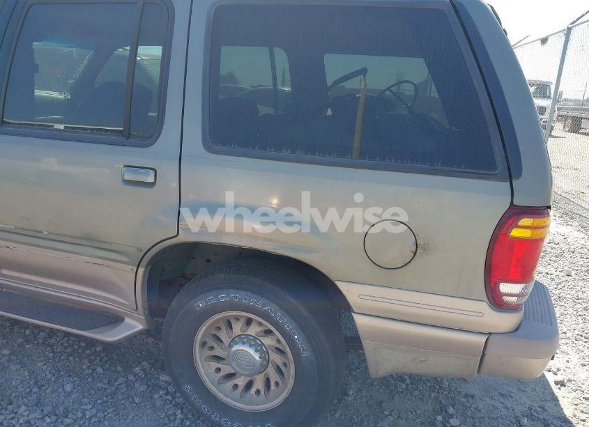 Photo 12 of 2000 Mercury Mountaineer N/A (VIN 4M2ZU66E6YUJ02080)