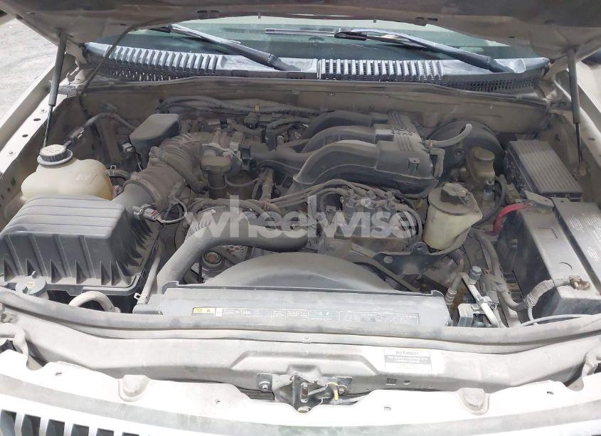 Photo 10 of 2004 Mercury Mountaineer N/A (VIN 4M2ZU66K04UJ23846)