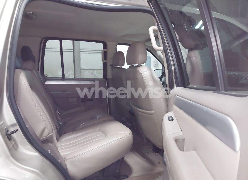 Photo 8 of 2004 Mercury Mountaineer N/A (VIN 4M2ZU66K04UJ23846)