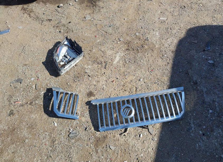 Photo 12 of 2005 Mercury Mountaineer N/A (VIN 4M2ZU66KX5ZJ01437)