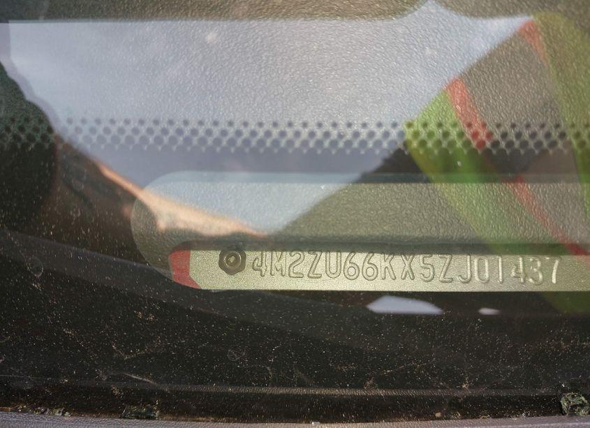 Photo 9 of 2005 Mercury Mountaineer N/A (VIN 4M2ZU66KX5ZJ01437)