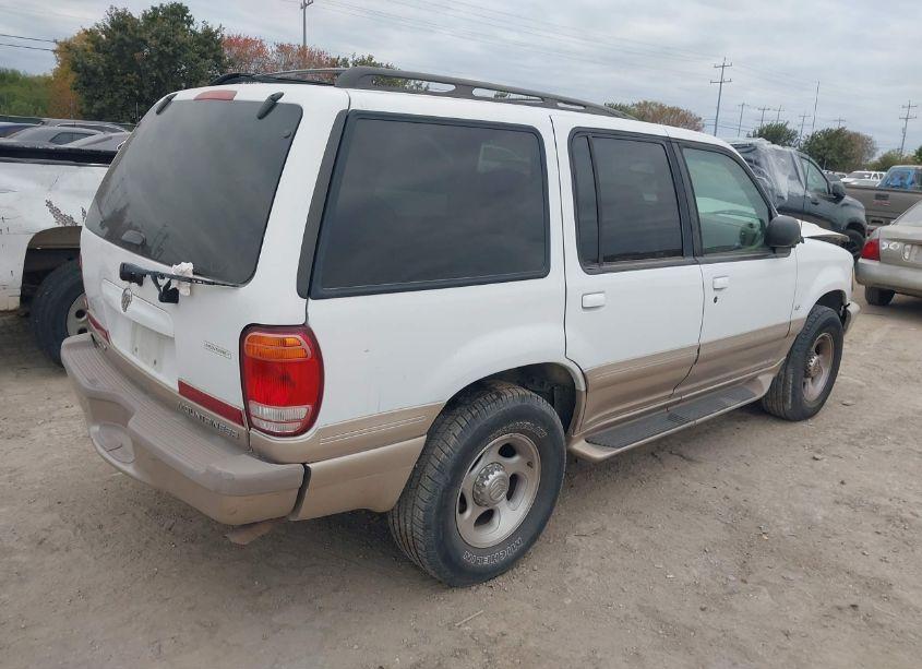 Photo 4 of 2001 Mercury Mountaineer N/A (VIN 4M2ZU66P21UJ11107)