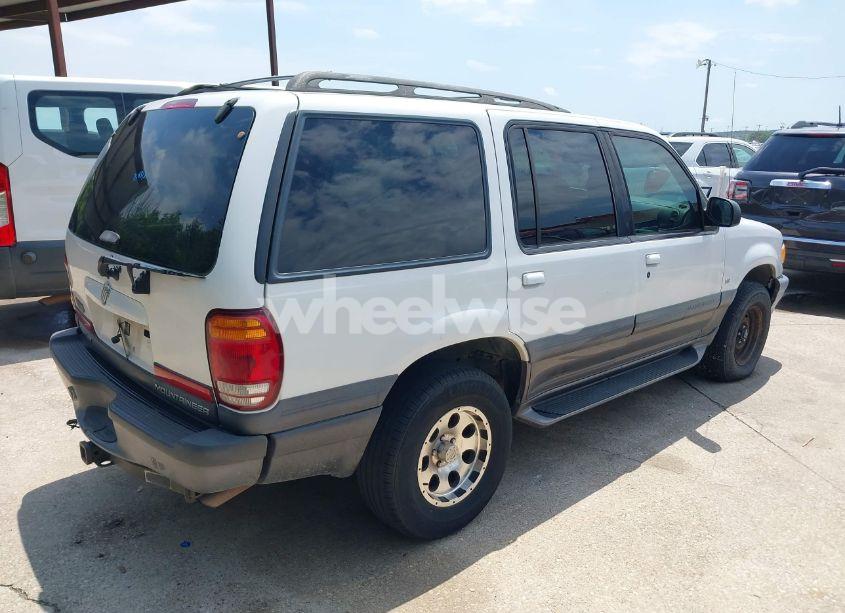 Photo 4 of 2001 Mercury Mountaineer N/A (VIN 4M2ZU66P31UJ04943)