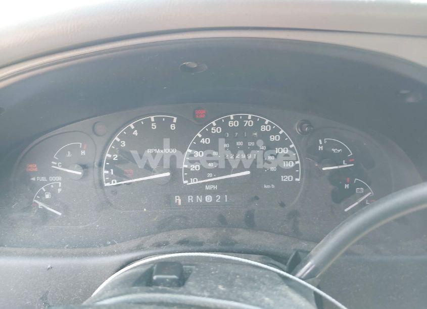 Photo 7 of 2001 Mercury Mountaineer N/A (VIN 4M2ZU66P31UJ04943)