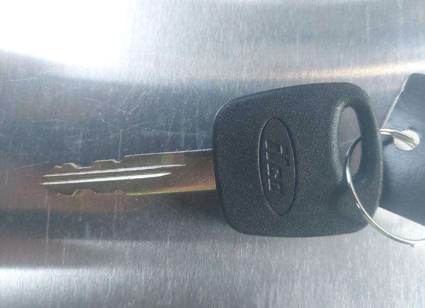 Photo 11 of 2001 Mercury Mountaineer N/A (VIN 4M2ZU66P31UJ14114)