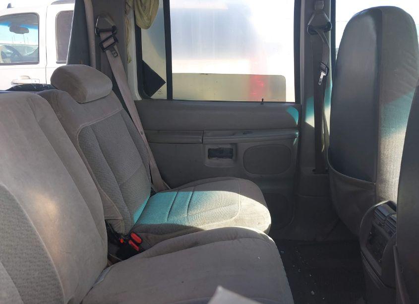 Photo 8 of 2001 Mercury Mountaineer N/A (VIN 4M2ZU66P31UJ14114)