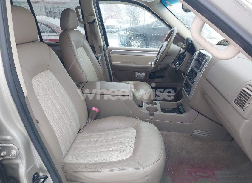 Photo 5 of 2004 Mercury Mountaineer N/A (VIN 4M2ZU66W04ZJ47652)