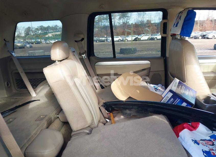 Photo 8 of 2005 Mercury Mountaineer N/A (VIN 4M2ZU86E05ZJ04594)