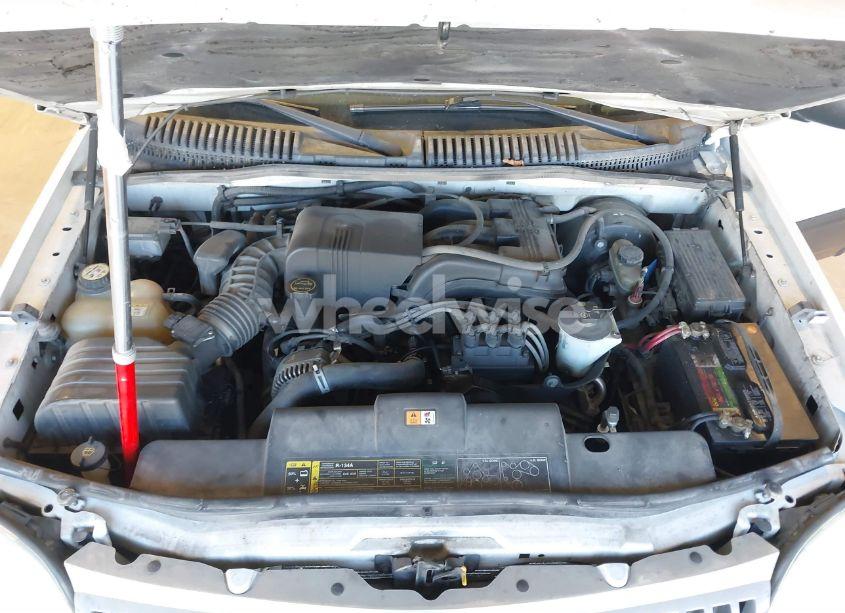 Photo 10 of 2002 Mercury Mountaineer N/A (VIN 4M2ZU86E32ZJ23992)
