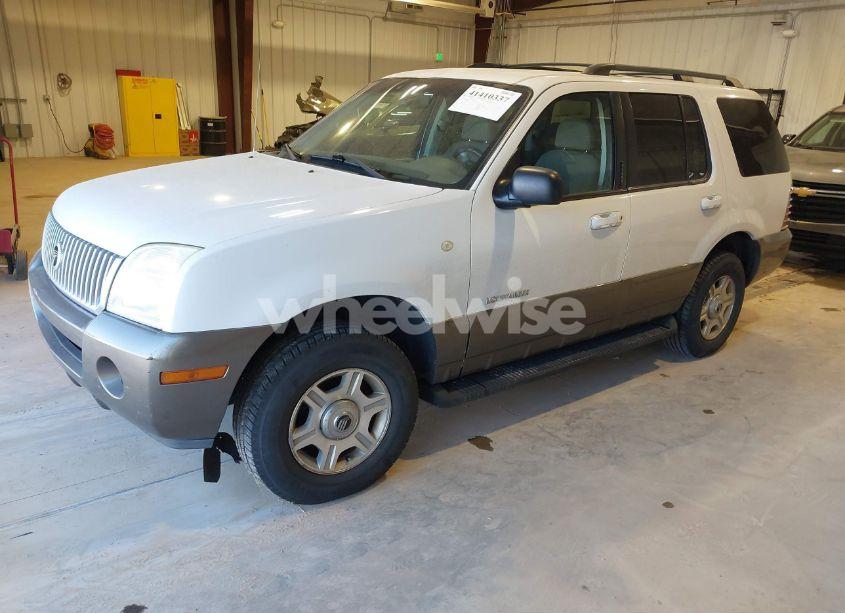 Photo 2 of 2002 Mercury Mountaineer N/A (VIN 4M2ZU86E32ZJ23992)