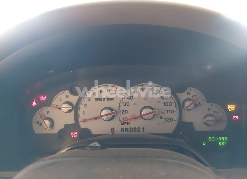 Photo 7 of 2002 Mercury Mountaineer N/A (VIN 4M2ZU86E32ZJ23992)