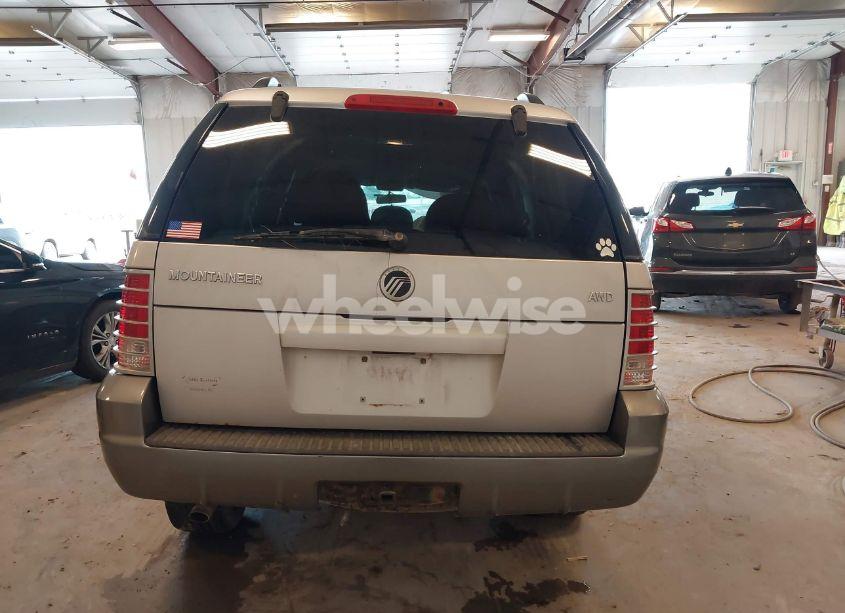 Photo 16 of 2005 Mercury Mountaineer N/A (VIN 4M2ZU86E35UJ14209)