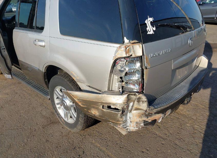 Photo 17 of 2004 Mercury Mountaineer N/A (VIN 4M2ZU86K94ZJ05778)