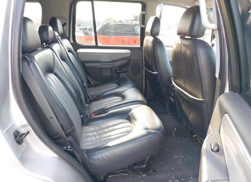 Photo 8 of 2004 Mercury Mountaineer N/A (VIN 4M2ZU86K94ZJ05778)