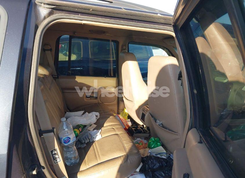 Photo 8 of 2000 Mercury Mountaineer N/A (VIN 4M2ZU86P2YUJ06656)