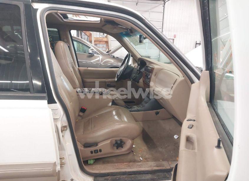 Photo 5 of 2000 Mercury Mountaineer N/A (VIN 4M2ZU86P7YUJ40690)