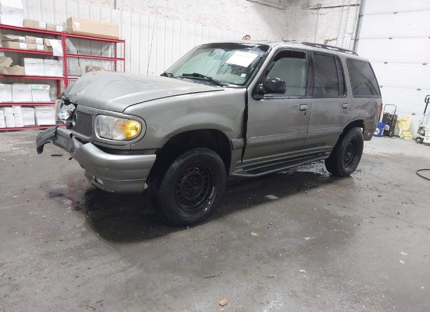 Photo 2 of 2001 Mercury Mountaineer N/A (VIN 4M2ZU86P91UJ13724)
